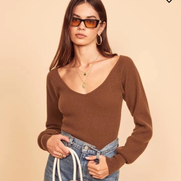 Hart Cashmere Sweater - Picture 2 of 9